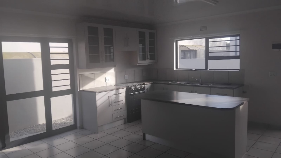 To Let 2 Bedroom Property for Rent in Myburgh Park Western Cape